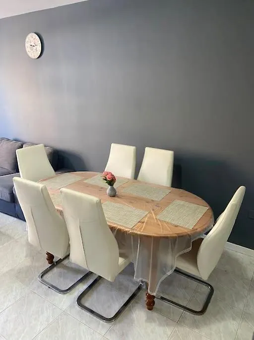 Paradise Homes 17 라르나카